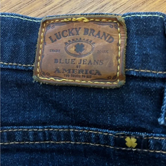 Lucky Brand women’s Indigo Straight Leg Jeans - size 8/29. - Picture 6 of 10
